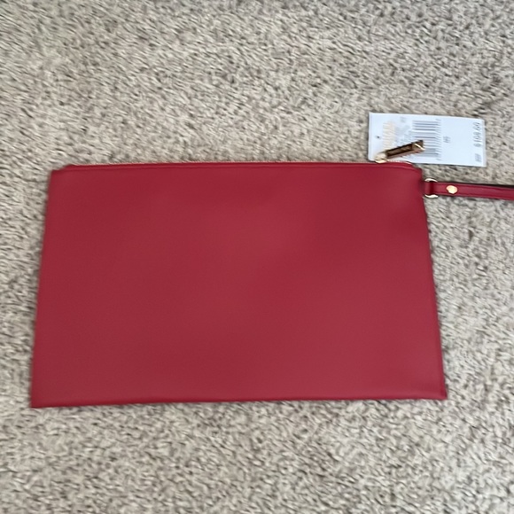 NWT Michael Kors Selma Stud Lg Zip Leather Clutch Wristlet in Red Gold Studs - Picture 4 of 10